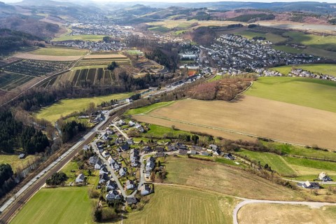 Aerial view, local view Dümel, federal road B7, slag heap former mine Ostwig, local view Nuttlar,