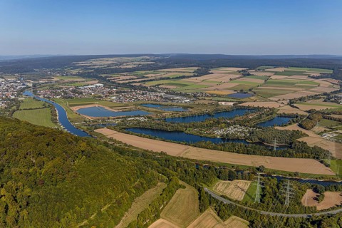 Aerial view, river Weser, Axelsee, camping site, marina Dreiländereck Lauenförde, view to