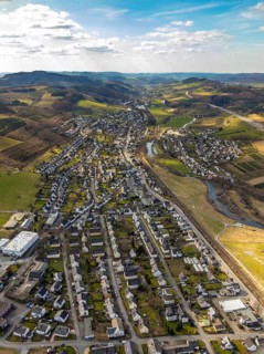 Aerial view, view of Bestwig district Velmede, river Ruhr, meadows and fields, Bestwig, North