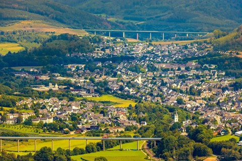 Aerial view, Ruhr valley bridge Velmede, valley bridge Schormecke, river Ruhr, view of Velmede and