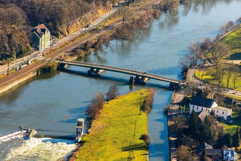 Aerial view, floating bridge Dahlhausen, river Ruhr, Dahlhausen, Hattingen, Ruhr area, North
