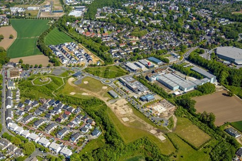 Aerial view, residential area Marie-Luise-Tanski-Straße, Hiltroper Höhe, commercial area