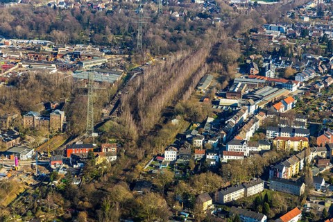 Aerial view, planned cycle path on former railway line, local view Ückendorf, former goods station