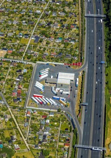 Aerial view, Shell petrol station, Vietingstraße, truck parking, motorway A40, allotment garden