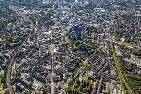 Aerial view, overview Bochum city centre from north to south with central station, mining museum,