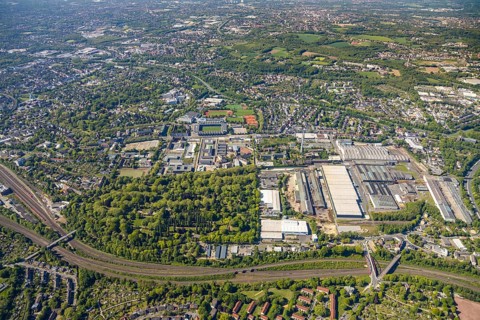 Aerial view, thyssenkrupp Steel Europe AG Bochum plant, Bochum prison, Vonovia Ruhrstadion,