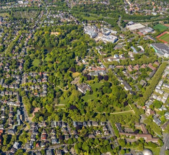Aerial view, City Park, Zoo and Fossilium Bochum, Bismarck Tower, St. Josef-Hospital - Katholisches