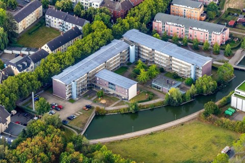 Aerial view, retirement home Weststraße, housing estate at the pond Weststraße, Leithe, Bochum,