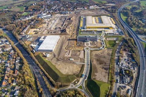 Construction site, new construction DHL Logistik, office address office 51Â°7, office building