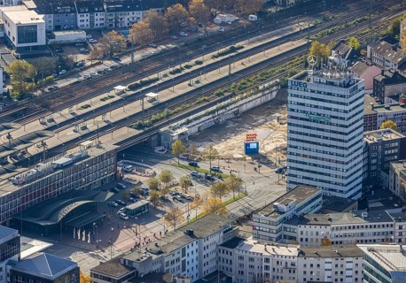 Bochum main station, demolition multi-storey car park P7, construction site for new multi-storey