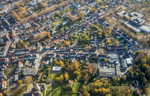 View of residential area Gerthe, Anne-Frank-Realschule, Gerthe, Bochum, Ruhr area, North