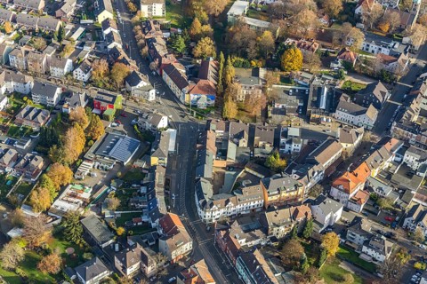 Residential area street intersection Castroper Hellweg, Hans-Sachs-Straße, Gerthe, Bochum, Ruhr