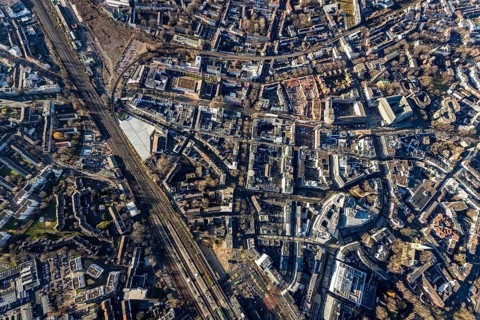 Aerial view, vertical shot city centre with Kortumstraße and new justice centre, Gleisdreieck,