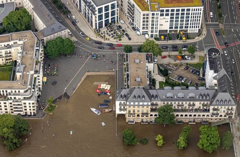 Aerial photo, Ruhr flood, flooding, Ruhrbania with flooding in the old town I, Mülheim an der Ruhr,
