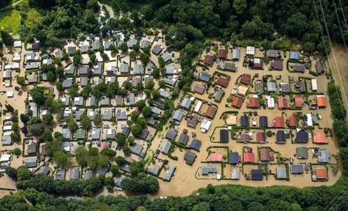 Aerial photo, Ruhr flood, flooding, flooded campsite leisure centre Ruhr Valley, Winz, Hattingen,