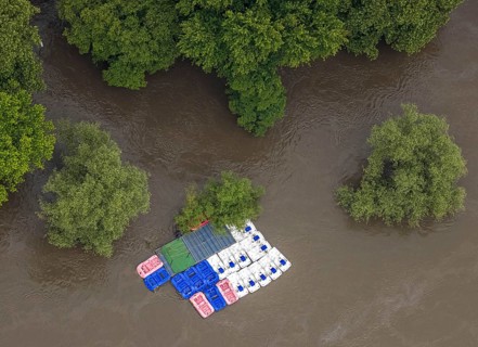 Aerial photograph, Ruhr flood, flooding, flooded Brehminsel Essen-Werden, Essen-Bredeney, Essen,