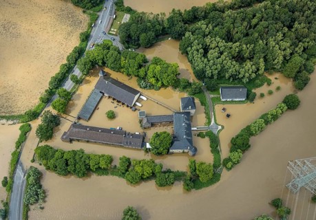 Aerial photograph, Ruhr floods, flooded house Kemnade, flooding, Blankenstein, Hattingen, Ruhr