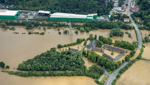 Aerial photograph, Ruhr floods, flooded house Kemnade, flooding, Blankenstein, Hattingen, Ruhr