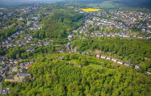 Aerial photo, castle hotel Volmarstein and castle ruins Volmarstein Castle, Volmarstein, Wetter,