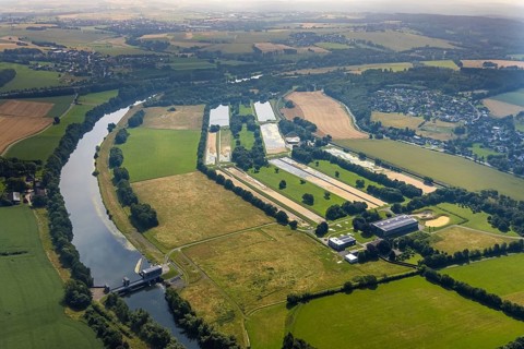 Aerial view, Wasserwerke Westfalen GmbH, river Ruhr with hydropower plant Echthausen, Echthausen,