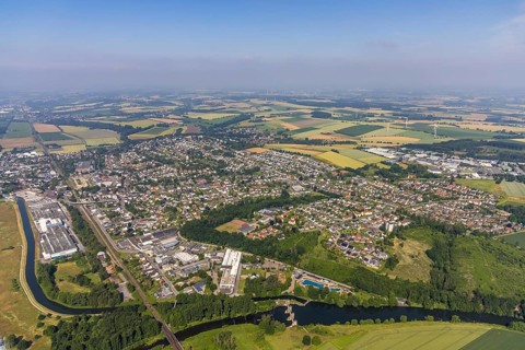 Aerial view, local view Wickede, outdoor swimming pool Wickede and river Ruhr, Wickede, Sauerland,