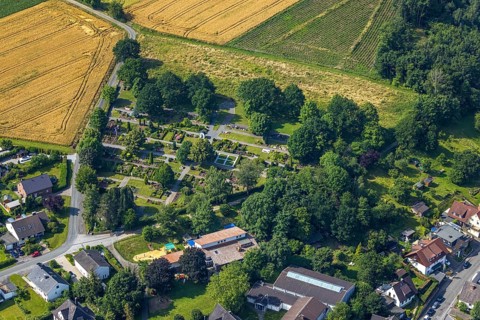 Aerial view, Max and Moritz Kindergarten Echthausen and cemetery in Echthausen, Wickede, Sauerland,
