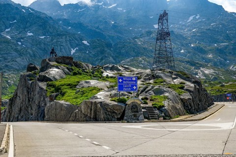 Gotthard pass summit with fork to the left Milan Bellinzona right Lucerne Zurich, Canton Uri,