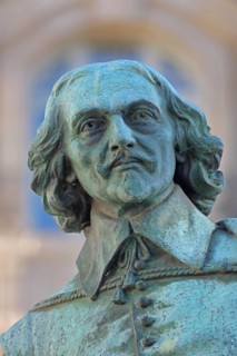 Head of the physicist Otto von Guericke, fountain, monument, bronze sculpture, detail, Hauptwache,