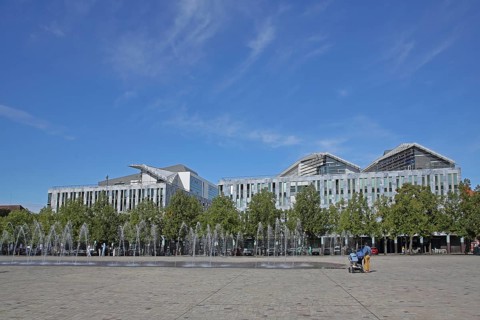 Water features and pedestrians, water fountains, Cathedral Square, Magdeburg, Saxony-Anhalt,