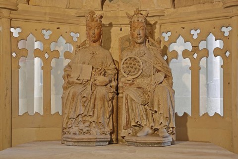 Ruling couple Otto the Great and his wife Edgitha in a chapel, two sculptures, couple, arts and