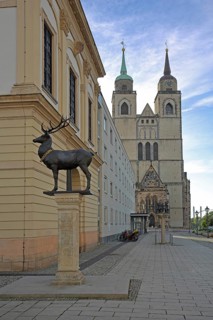 Stag column with stag statue and St John's Church, stag statue, Old Town Hall, Old Market Square,