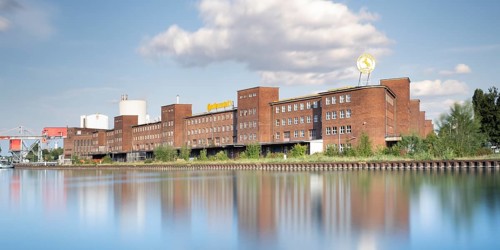 View over the Mittelland Canal to an industrial building, Hanover, Lower Saxony, Germany