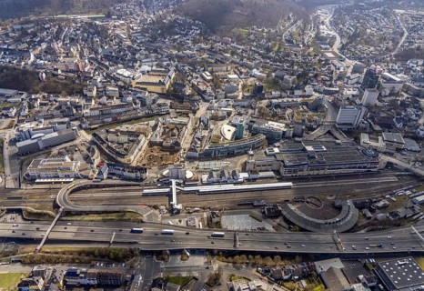 Aerial view, Siegen main station with ZOB bus station, roundhouse, City-Galerie, Sieg-Carré,