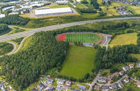 Aerial view, sports ground FSV Gerlingen e.V., Gerlingen, Wenden, Sauerland, North