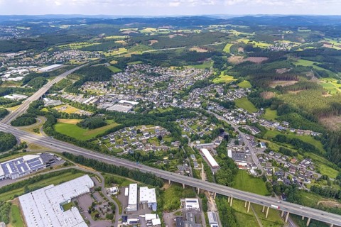 Aerial view, local view Gerlingen at motorway junction Olpe-Süd, A45 and A4, Wenden, Sauerland,