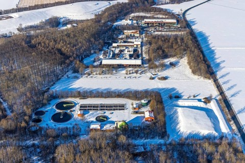 Aerial view, waste management Soest, sewage treatment plant Werl, winter, snow, Werl, Soester