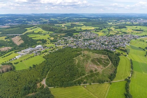 Aerial view, Löhkopf forest area with forest damage, Ottfingen, Wenden, Sauerland, North