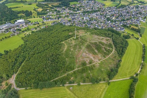 Aerial view, Löhkopf forest area with forest damage, Ottfingen, Wenden, Sauerland, North