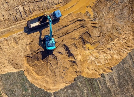 Aerial view, embankments and construction site Böskenstraße for new company settlements, Emmelsum,