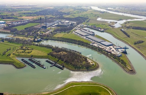 Aerial view, harbour Emmelsum, lock Friedrichsfeld, lock road, river Rhine, Rhine estuary