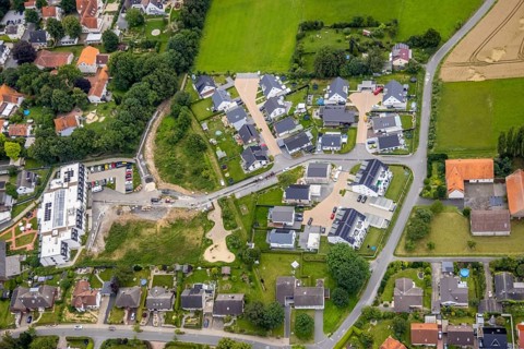 Aerial view, nursing home complex Haus am Hellweg and new development area housing estate Im Winkel