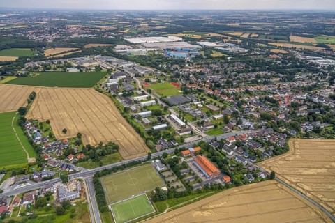 Aerial photo, Glückauf Kaserne military area, Königsborn, Unna, Ruhr area, North Rhine-Westphalia,