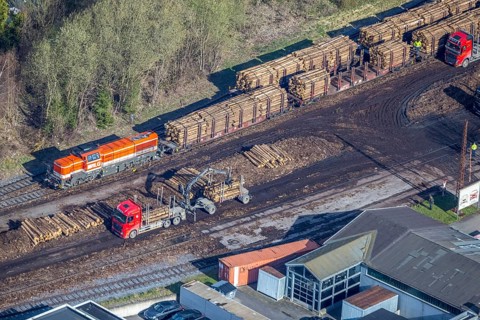 Aerial photo, timber transport and loading at Sundern station, Sundern, Sauerland, North