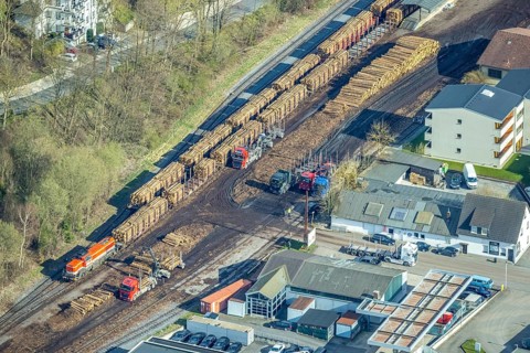 Aerial photo, timber transport and loading at Sundern station, Sundern, Sauerland, North