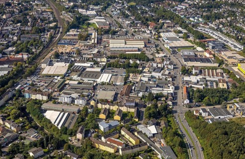 Aerial view, commercial area at Berliner Straße in the district Lindenberg in Schwelm, Ruhr area,
