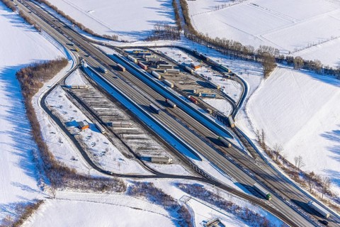 Aerial photo, Ostönner Grund rest area on the A44 motorway, snow, winter, rest areas, trucks,