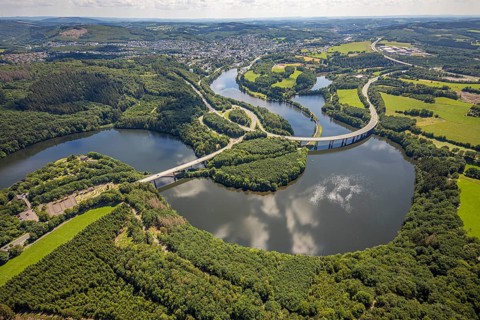 Aerial view, Biggesee, Obersee with bridge Landesstraße L512, bridge Bundesstraße B54, Olpe-Stadt,