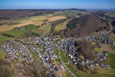 Aerial view, local view and Antfeld Castle, Olsberg, Sauerland, North Rhine-Westphalia, Germany,