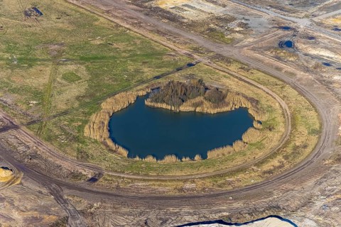 Aerial view, Former racecourse becomes a residential neighbourhood, Project Living by the lake at
