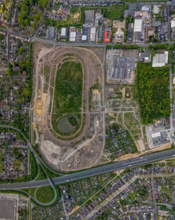 Aerial view of the former trotting track in the Hillerheide district, ISEK project Wohnen am